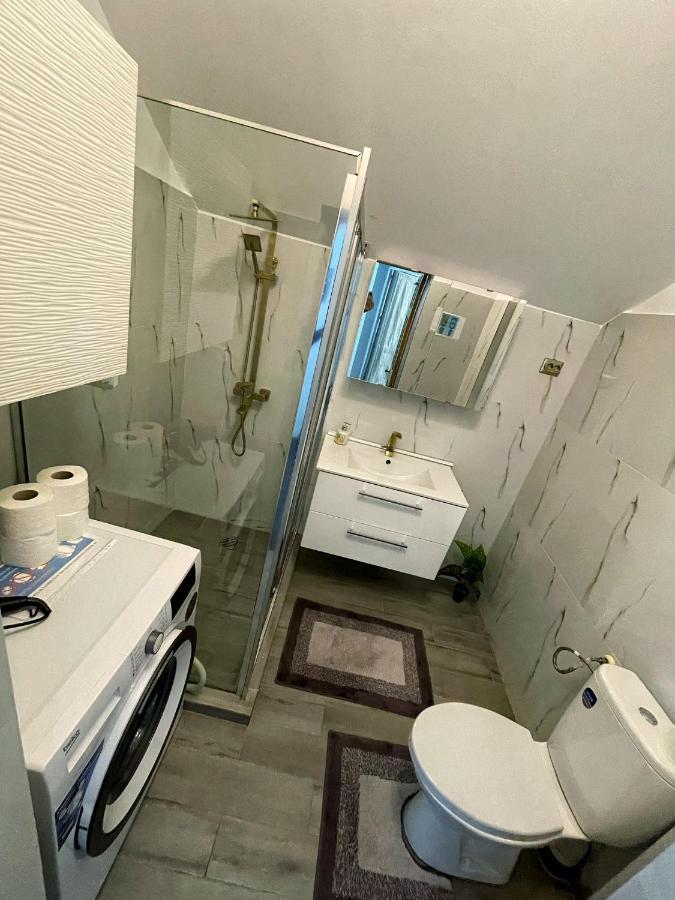 3 Rooms Cinema Garden Parking House Bucureşti Ngoại thất bức ảnh