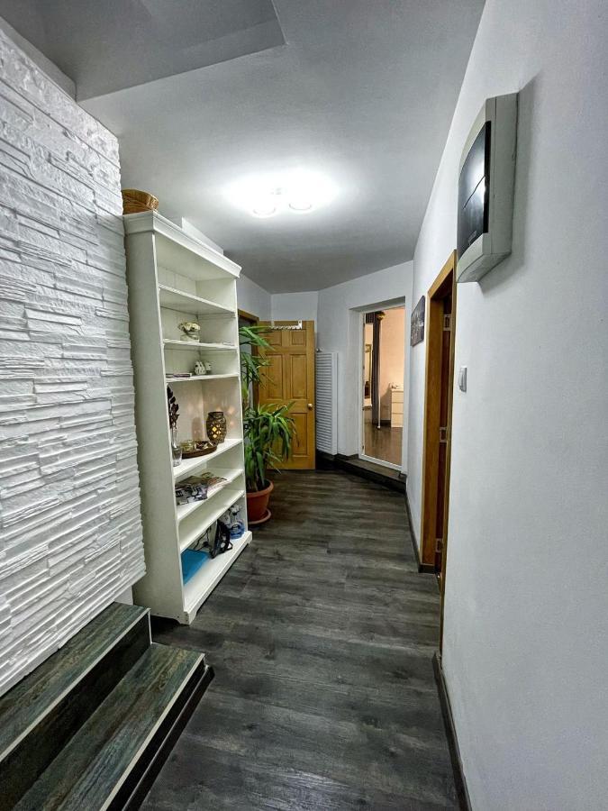 3 Rooms Cinema Garden Parking House Bucureşti Ngoại thất bức ảnh